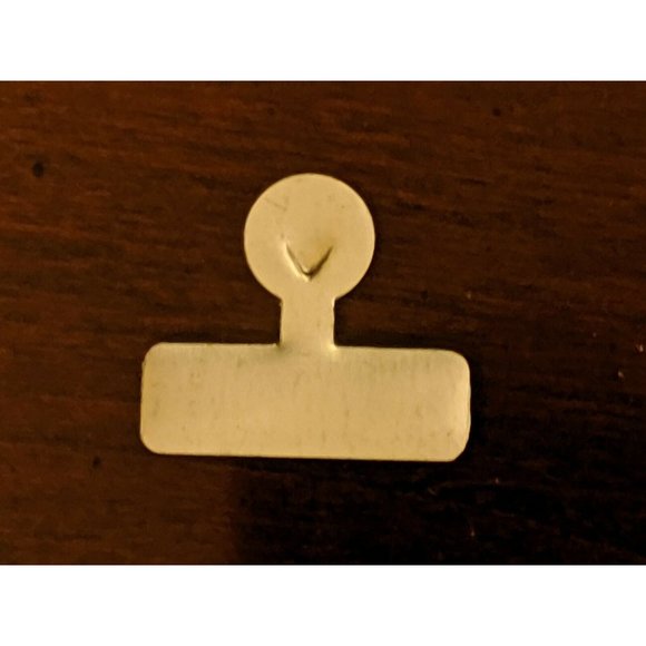 Laurence Curtis 1962 (R) US Senate candidate Massachusetts Tin Fold Over Pin - Picture 2 of 3